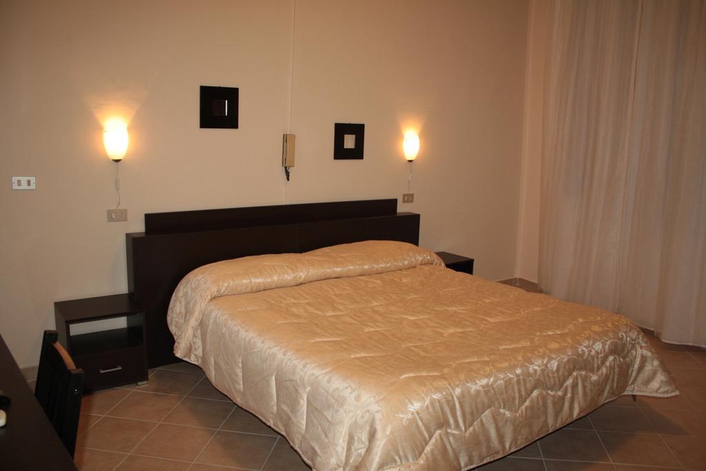 פראטו Guest House Roma חדר תמונה